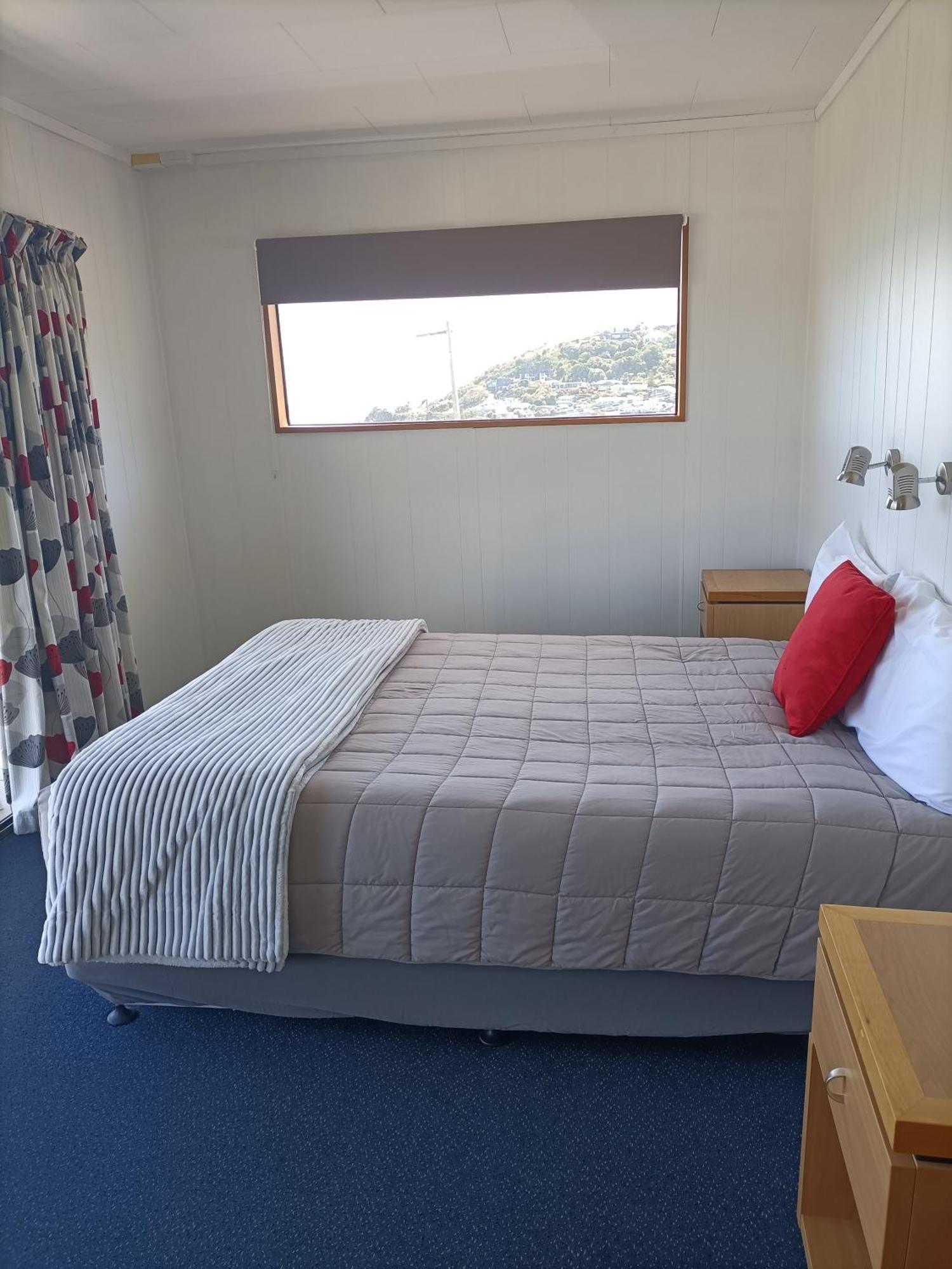 Moeraki Beach Motels Екстер'єр фото
