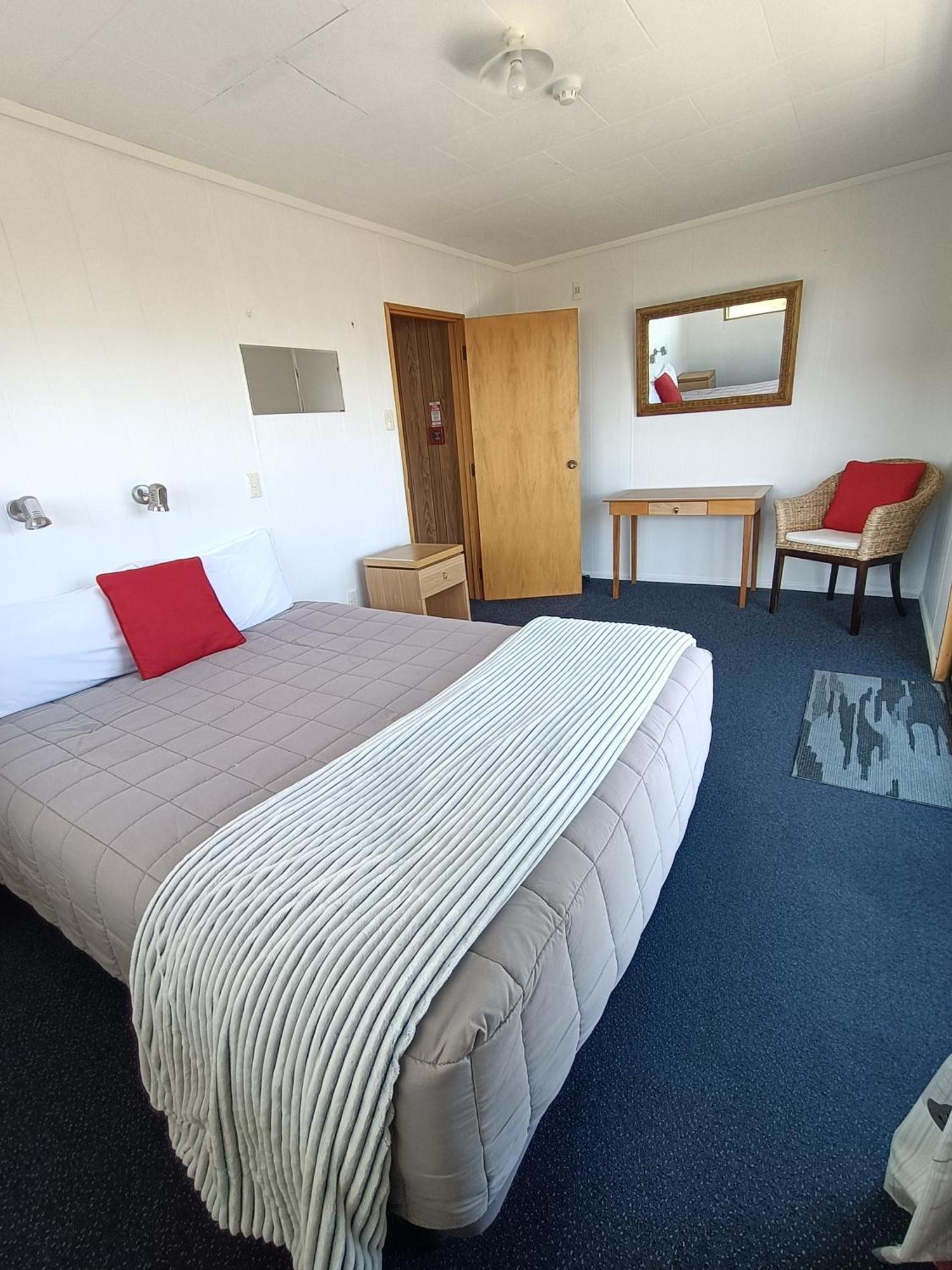 Moeraki Beach Motels Екстер'єр фото