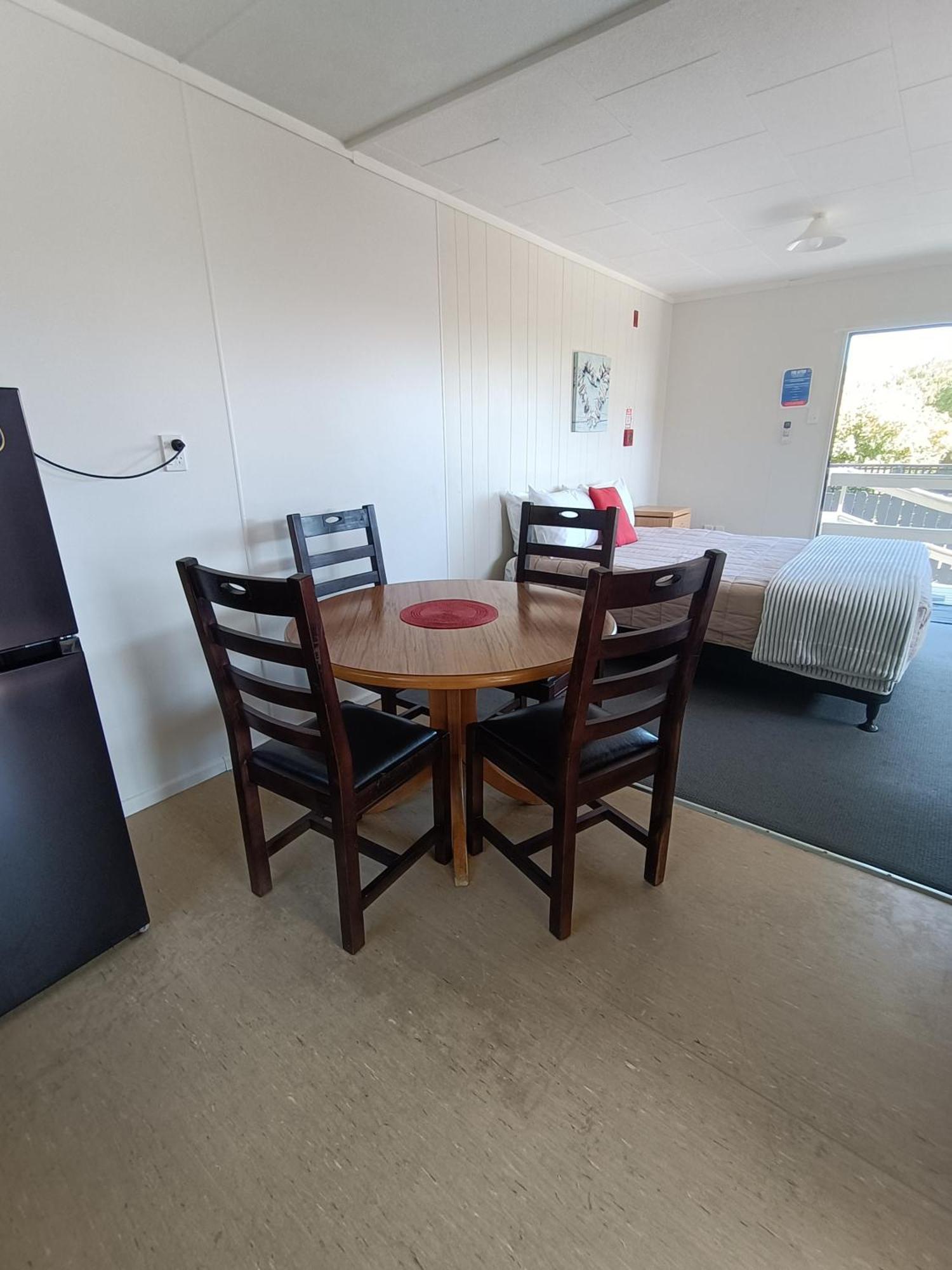 Moeraki Beach Motels Екстер'єр фото