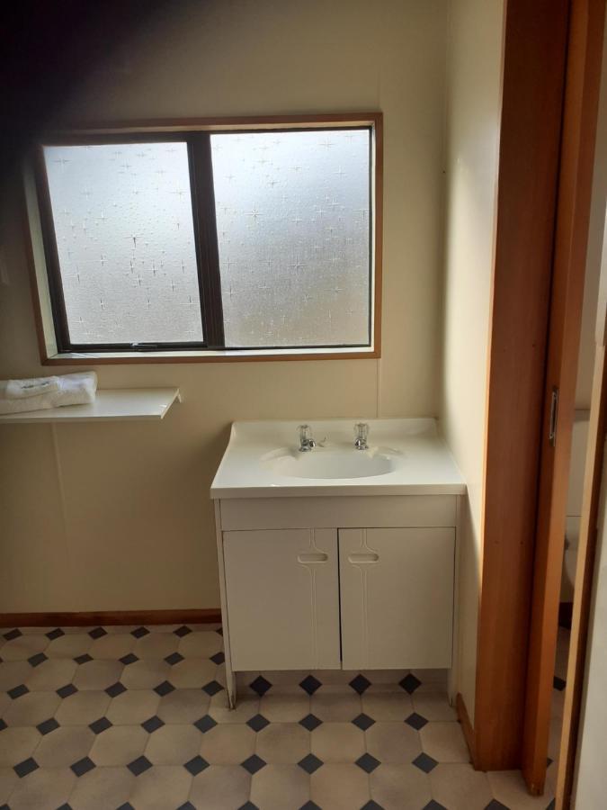 Moeraki Beach Motels Екстер'єр фото